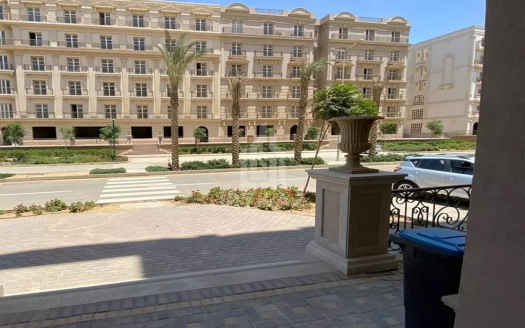 Luxury Apartment for sale in Hyde park in New Cairo