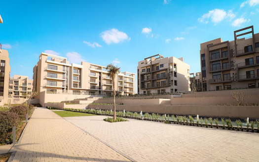 Stunning Apartment for sale in fifth square in New Cairo