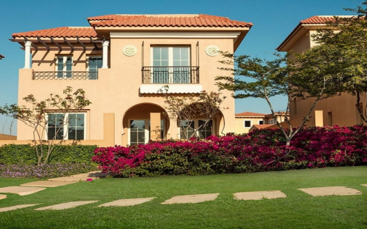 Luxury Town house for sale in la vista city New Capital