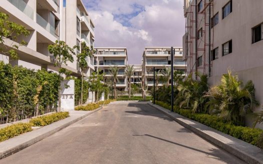 Luxury Apartment for sale in lake view New Cairo