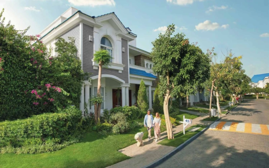 Mountain View  I Villa Grand Garden  for sale Under Market Price