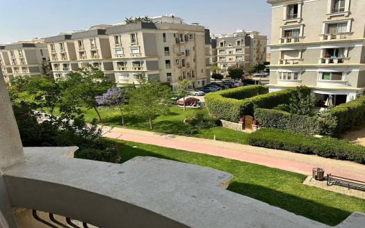 Ready to move Apartment in mountain view hyde park new cairo