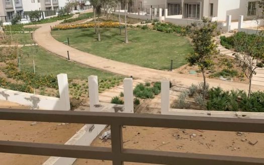 Under market price Studio for sale in hyde park New Cairo