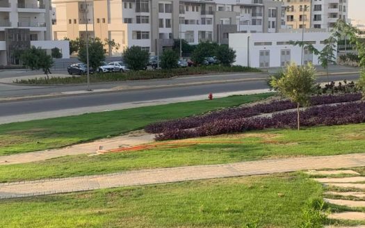 Under market price Studio for sale in hyde park New Cairo
