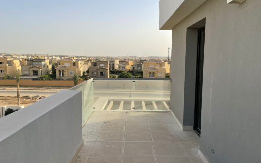 Apartment for sale in sky condos sodic villette New Cairo