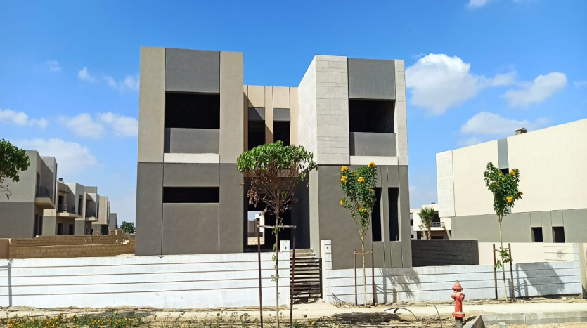 Delivered Standalone for sale in Hap town Hassan Allam New Cairo