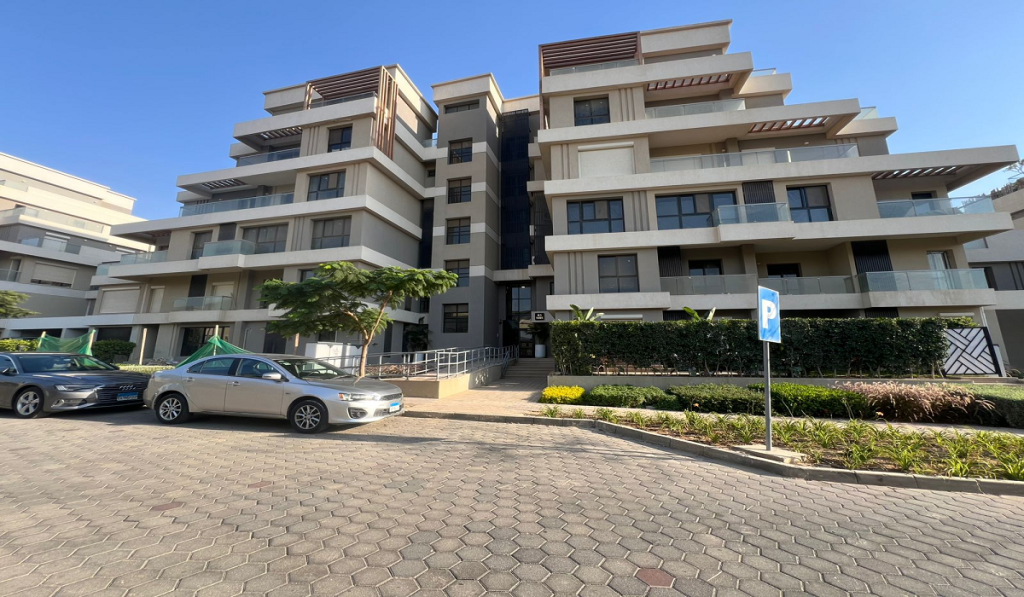 Penthouse with Prime location for sale in sodic villette New Cairo