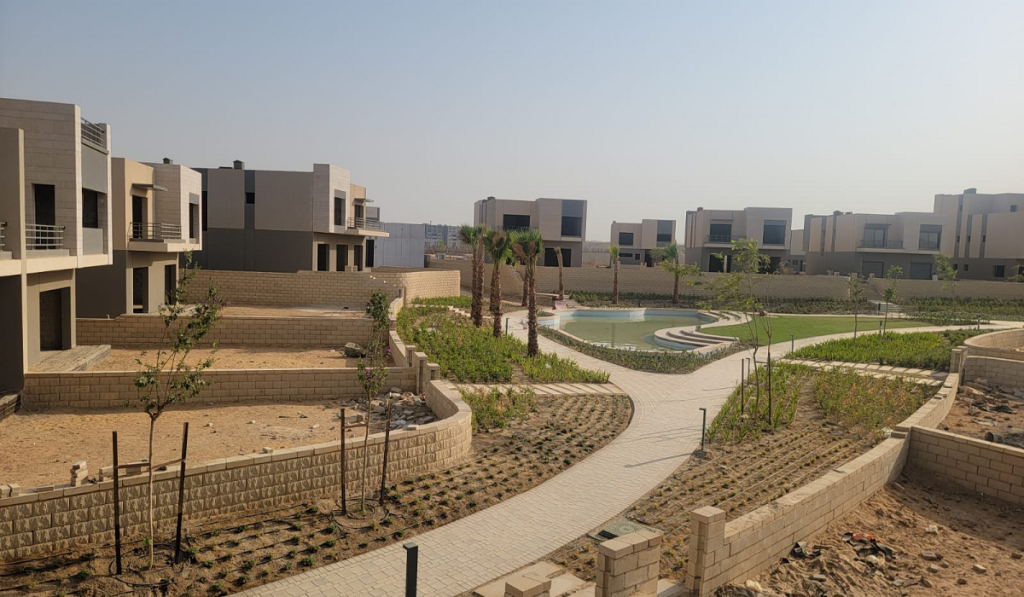 Delivered Townhouse for sale in Hap town Hassan Allam New Cairo